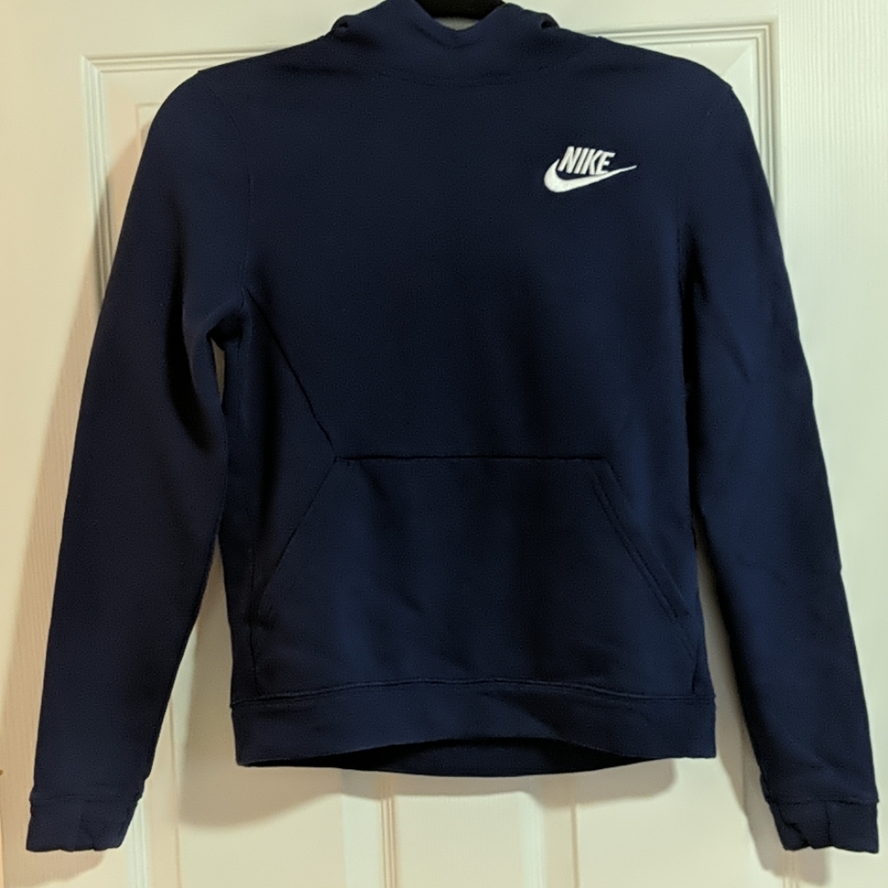 🌷Nike pullover sweater blue size L w/ thumbholes